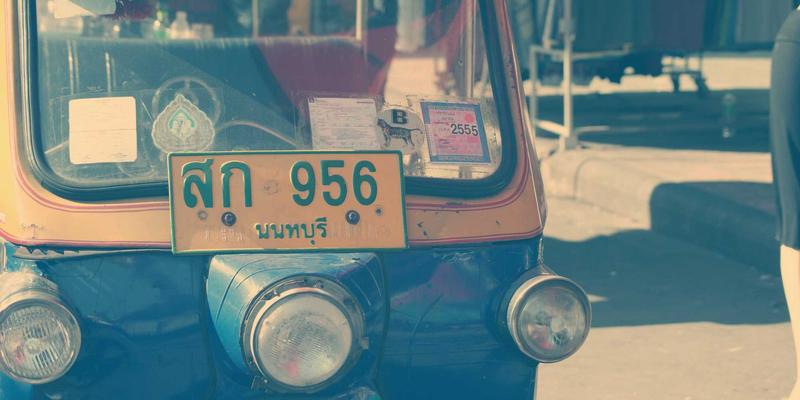 战略规划与商业咨询：专业服务如何通过跨文化沟通策略促成国际交易