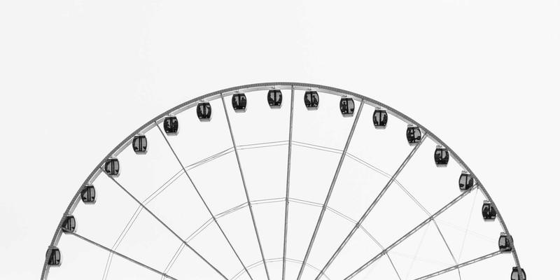 鸿运商务咨询：以知识产权战略驱动企业创新价值商业化